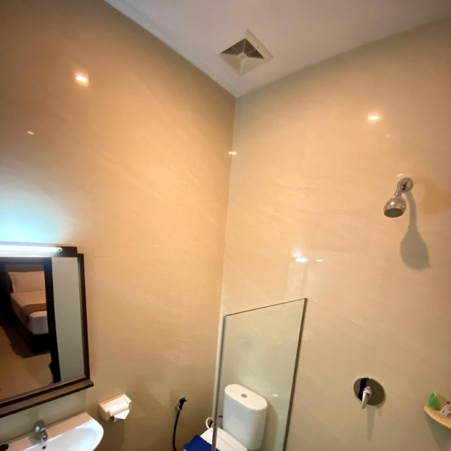 Omah Watu Homestay Yogyakarta Exterior photo